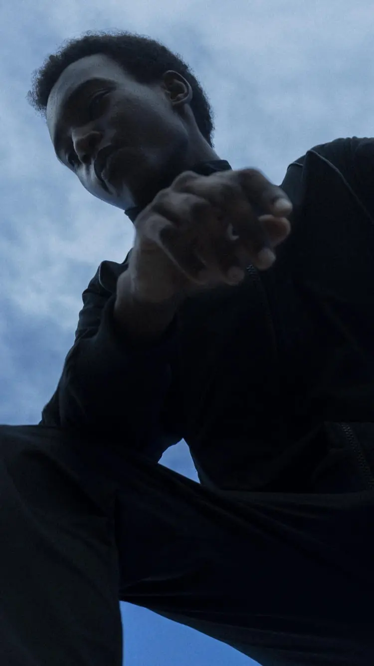 COLOR YOUR LIFE WITH FASHION & SPORT